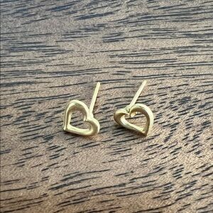 Chic Gold Heart Earrings